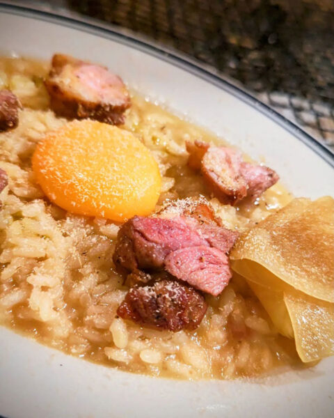 鶏飯から着想を得た贅沢リゾット、天草大王の旨味が凝縮した一皿。