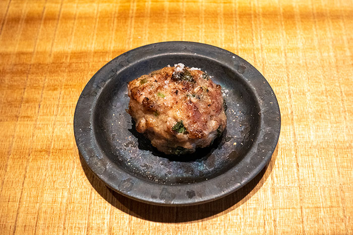 百式の看板メニュー「つくね」