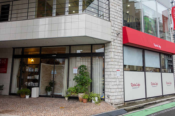 福岡・薬院の「RotaCafe Fukuoka(ロタカフェ)」の外観