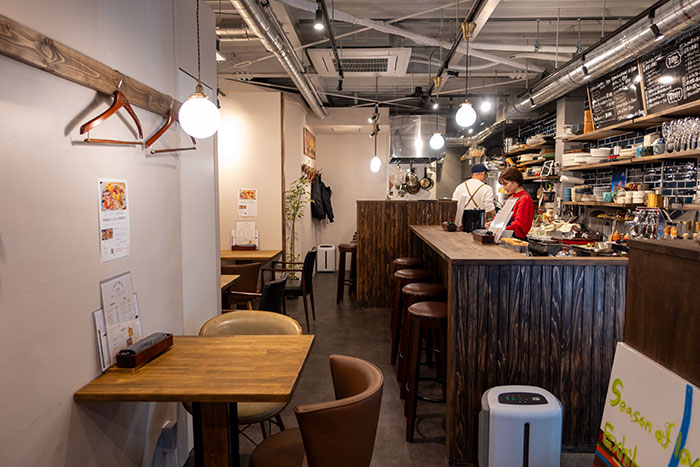「Home Kitchen COTALO」の店内